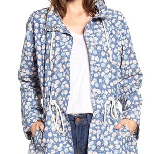 LAST CHANCE Madewell Ruffle Neck French Floral Raincoat